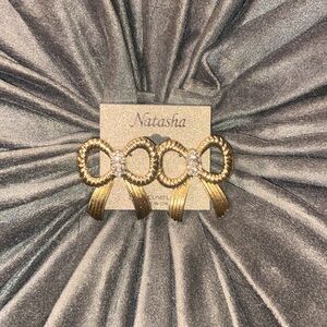 Large gold bow earrings